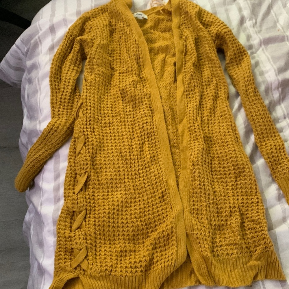 Cute cardigan size M 😍